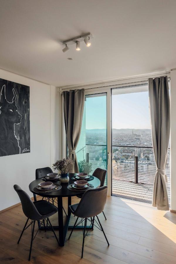 Design Apartment With Amazing View Over Vienna 2 Bagian luar foto